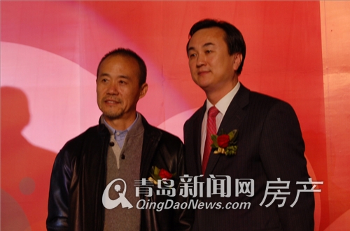 平度市委书记王中与万科董事长王石合影