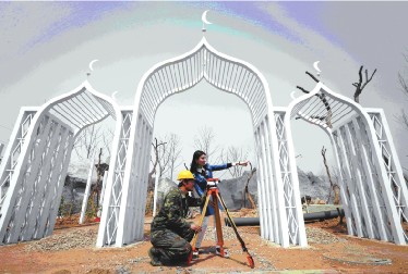 世园会宁夏园显雏形 主雕塑 新月 等揭开了面纱