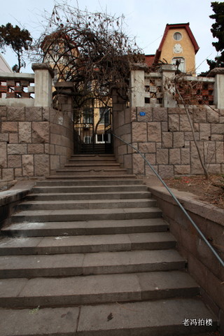 老冯拍楼:观海一路15号院落欣赏 ──走街串巷