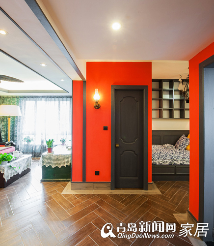 香艳大片来袭 两套80后诠释的另类中式小户型